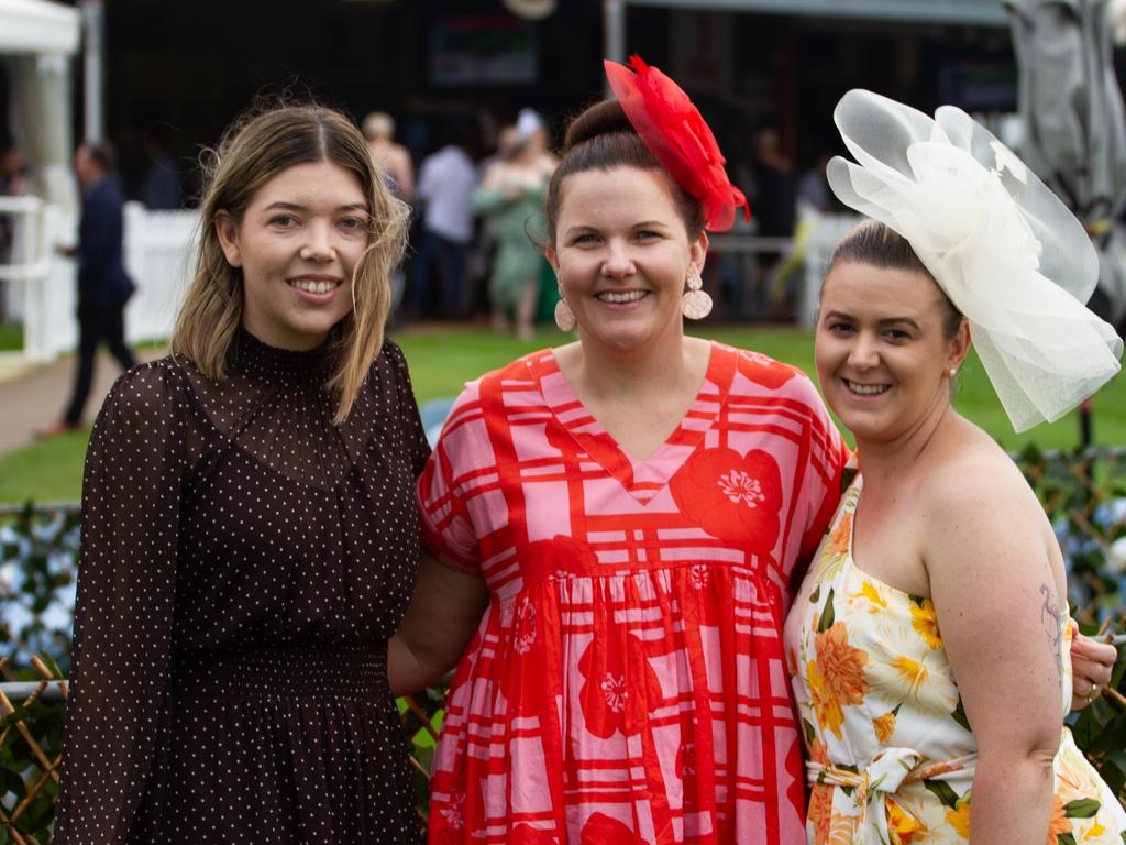 Bundaberg Melbourne Cup Race Day | GALLERY | The Courier Mail