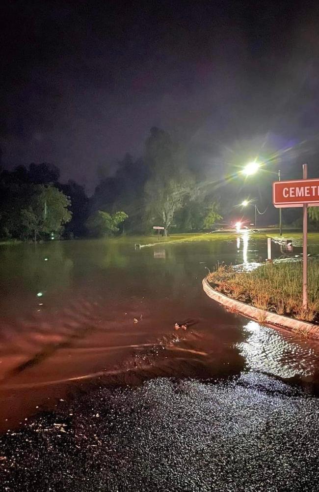 The bridge at Sandy Creek, Clermont at 4am on Friday, November 26, 2021 after flash flooding. Ronel Aban Bingco says the water was about 1m on top of the bridge. Picture: Ronel Aban Bingco