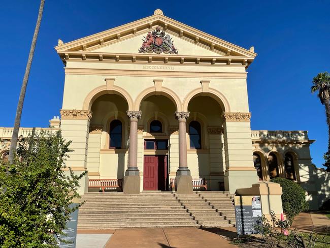 Dubbo Courthouse