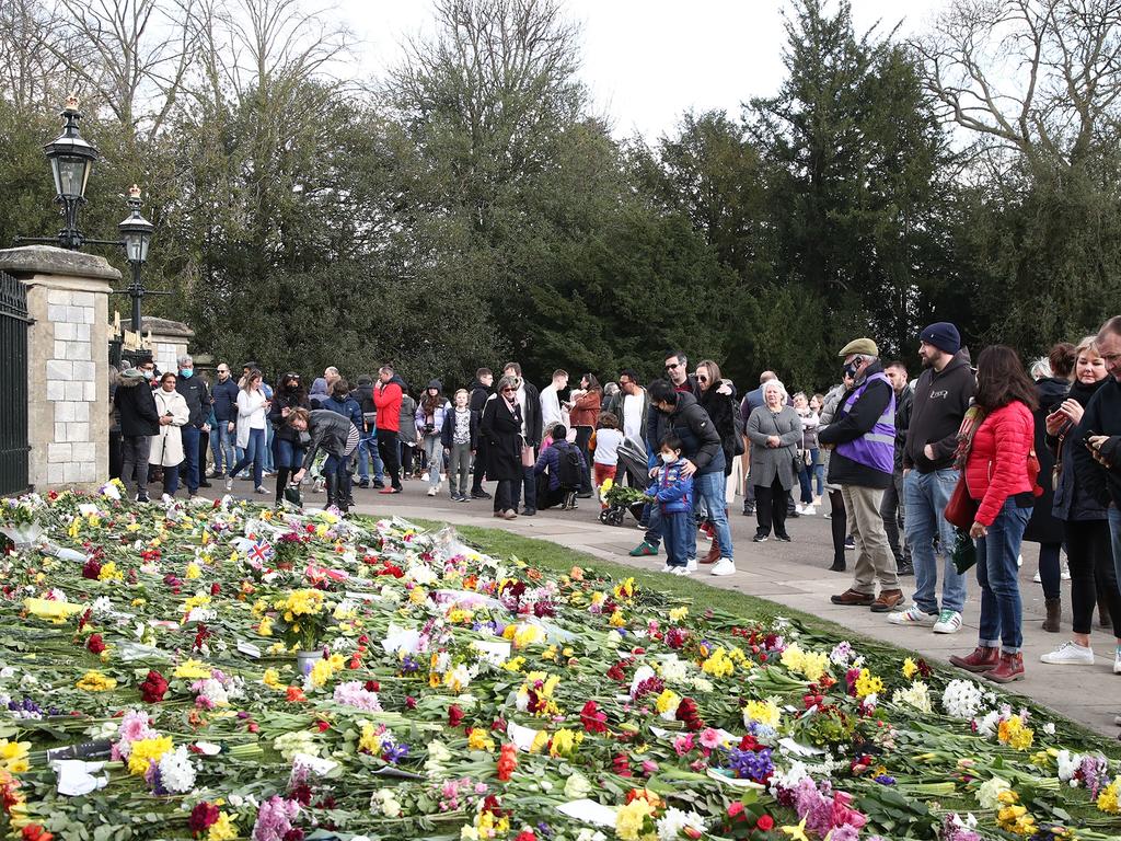 Despite being asked not to gather, people came to Windsor to pay their respects. Picture: Gareth Fuller/PA Images via Getty Images