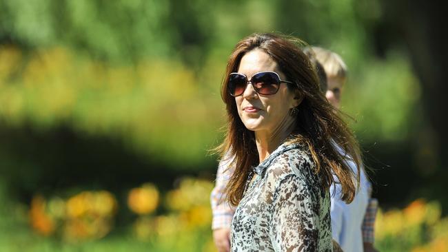 Princess Mary looked relaxed as she took in the sunshine at Grasten Castle.