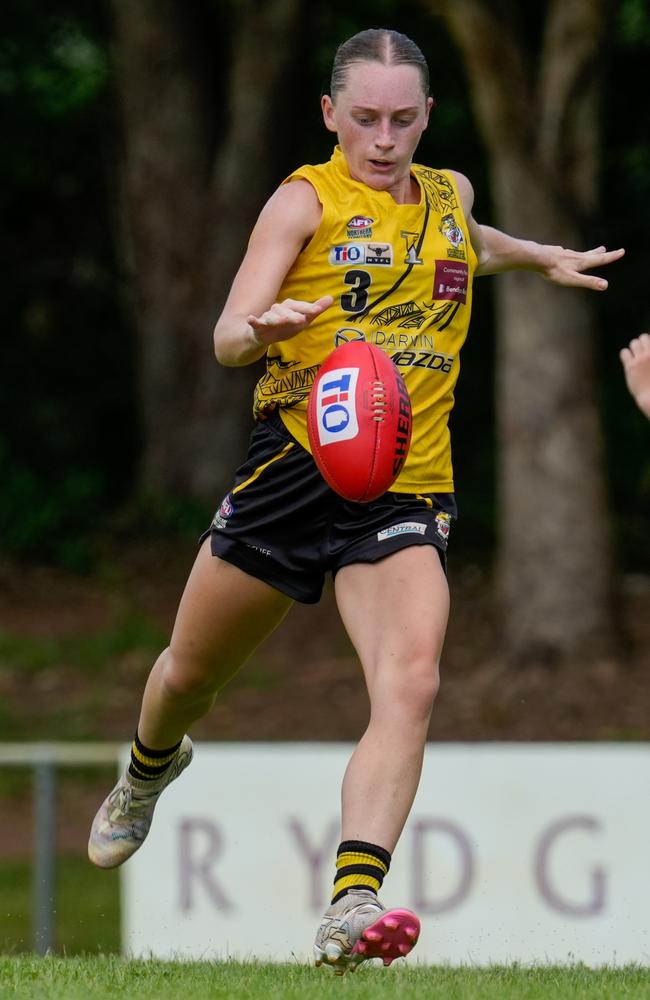 Nightcliff Tigers' Georgia Johnson playing in the WPL NTFL season 2024-25. Picture: Tymunna Clements / AFLNT Media