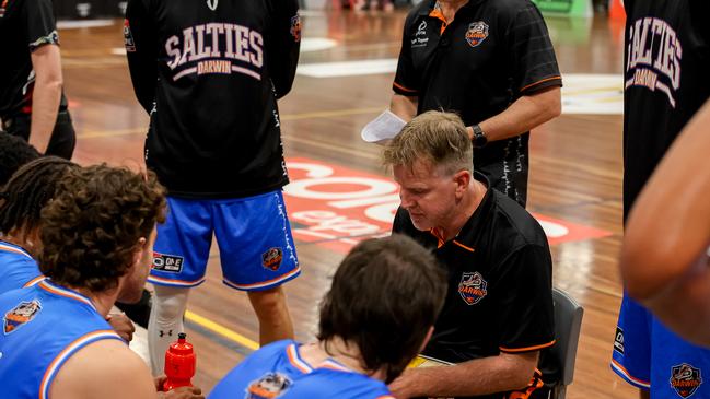 Darwin Salties men's coach Matt Flinn talking to his players in Mackay. Picture: Kieron Place Art and Photo