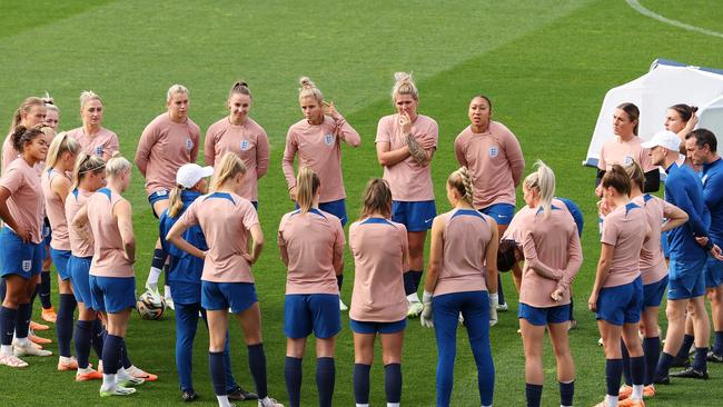 Sarina Wiegman, Head Coach of England, speaks to her players during an England training session