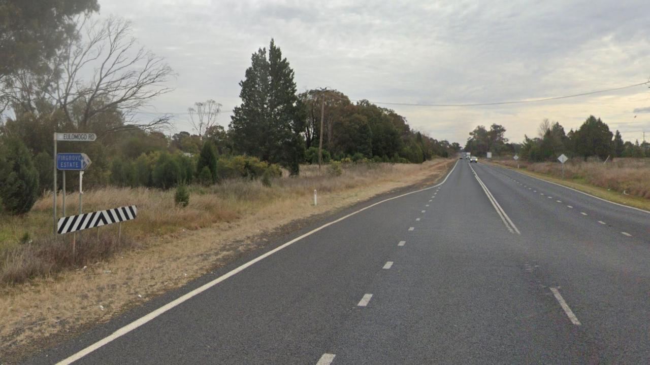 米切尔高速公路 (Mitchell Highway) 位于尤洛莫戈路 (Eulomogo Road)。图片：谷歌街景