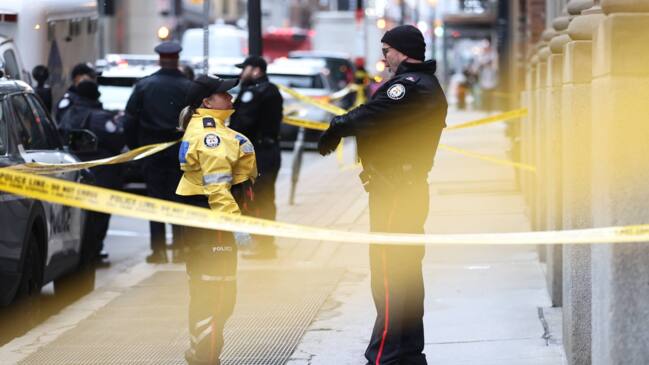 Woman Dead, Suspect In Custody After Seemingly Unprovoked Toronto ...