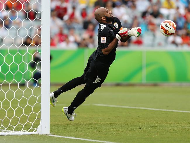 Ali Al Habsi has locked horns with Tim Cahill many times.