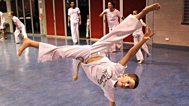 Kadara Capoeira.