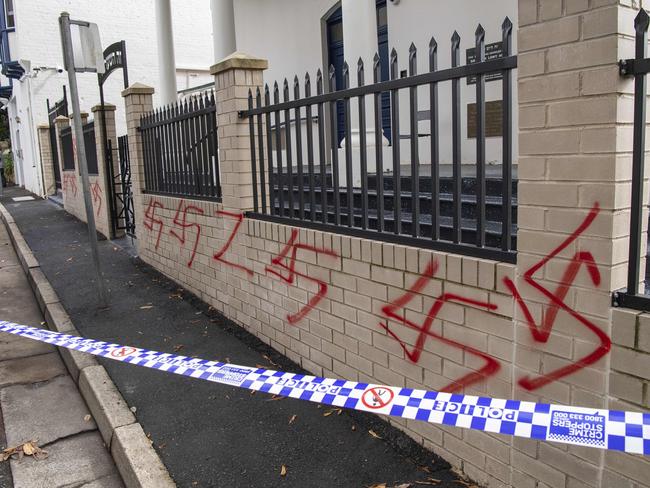 SYDNEY, AUSTRALIA - NewsWire Photos - JANUARY 11, 2025: Anti semitic attack on the Newtown Synagogue, Sydney. Crime scene has been established. Picture: NewsWire / Simon Bullard.