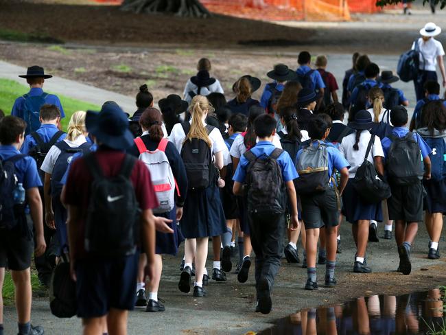 Calls for major shake-up to Qld school calendar