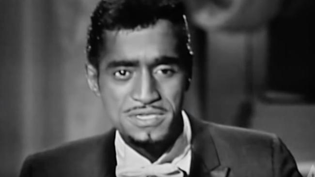 Sammy Davis Jr announced the wrong winner. Picture: CBS