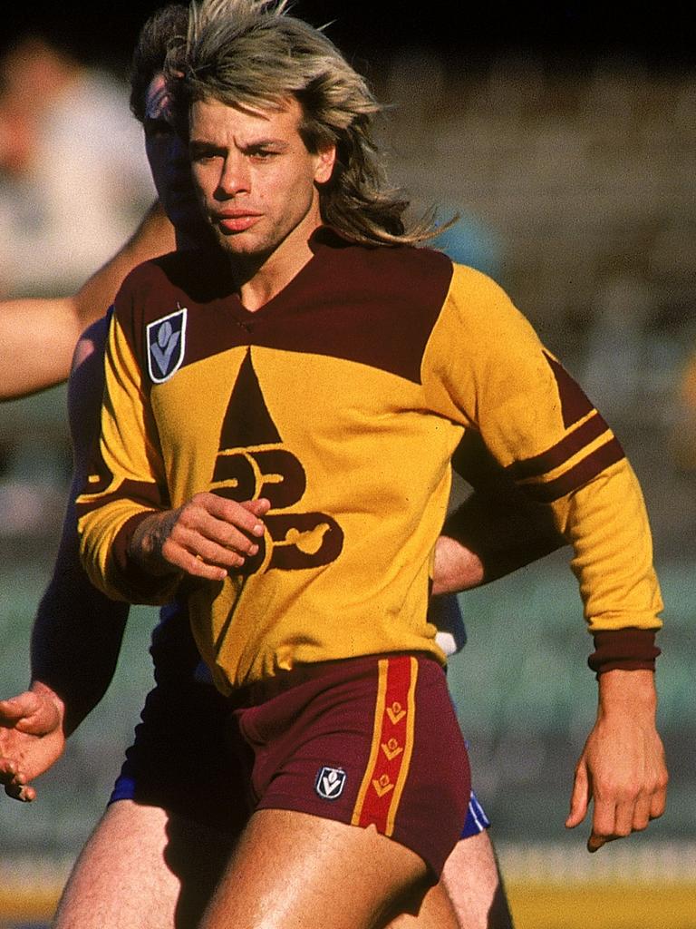 AFL best players in long sleeves: James Hird, Jimmy Bartel