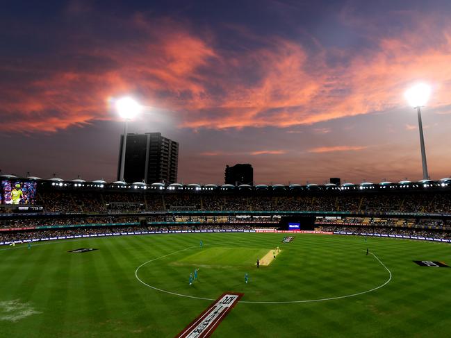 A general view is seen during the Big Bash League (BBL) cricket match between the Brisbane Heat and the Sydney Thunder at the Gabba in Brisbane, Tuesday, December 17, 2019. (AAP Image/Albert Perez) NO ARCHIVING, EDITORIAL USE ONLY, IMAGES TO BE USED FOR NEWS REPORTING PURPOSES ONLY, NO COMMERCIAL USE WHATSOEVER, NO USE IN BOOKS WITHOUT PRIOR WRITTEN CONSENT FROM AAP