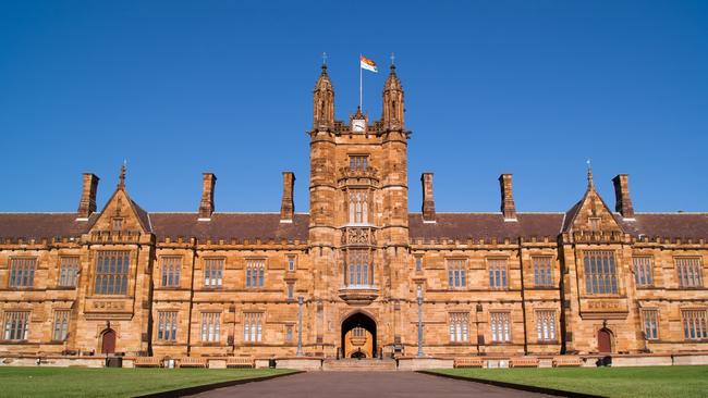 "The main quadrangle building of the University of Sydney, seen from the front lawns. Established in 1850, the university is the oldest in Australia and Oceania."