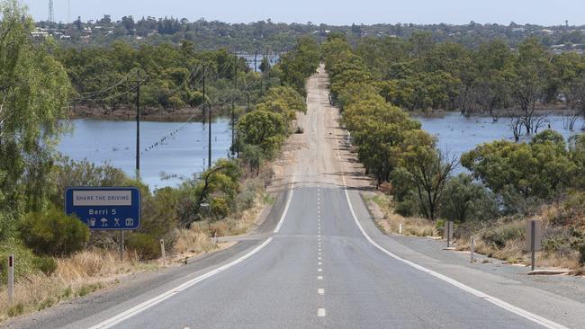 The Bookpurnong Road, now closed due to damage has caused long detours for locals commuting between Loxton and Berri. Picture: Emma Brasier