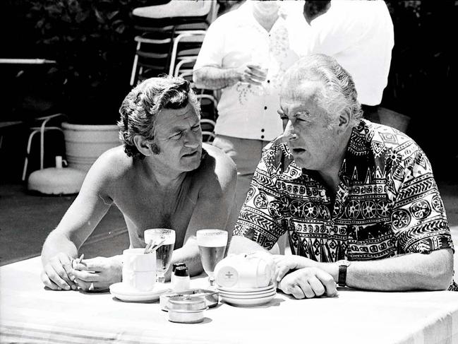 Hawke and Whitlam in 1975.