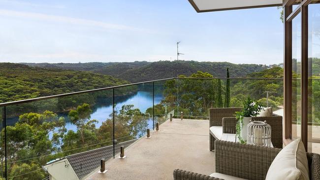 The view from 9 Padulla Place, Castle Cove.