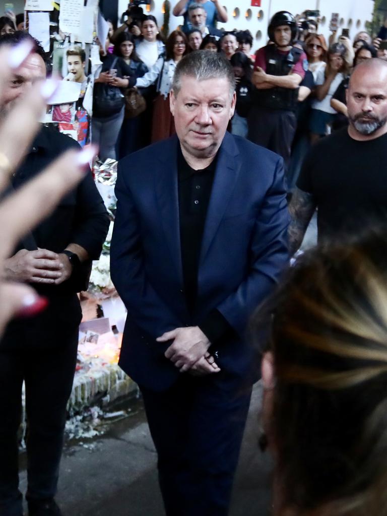 Liam’s dad Geoff acknowledges fans at the memorial in tribute outside Casa Sur Hotel in Buenos Aires, Argentina. Picture: Marcos Brindicci/Getty Images