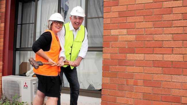 Director of Care Services for Whiddon Kyogle, Kathy Gibson, with Page MP Kevin Hogan.