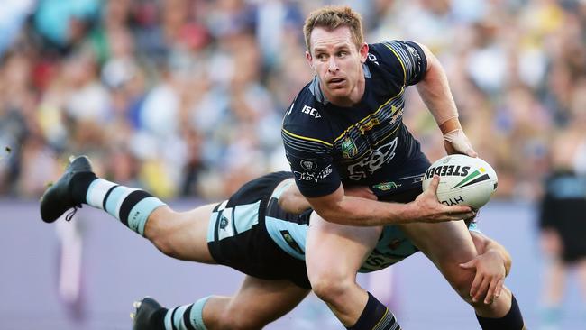 Michael Morgan of the Cowboys looks for support during the NRL Elimination Final match between the Cronulla Sharks and the North Queensland Cowboys at Allianz Stadium on September 10, 2017 in Sydney, Australia. (Photo by Matt King/Getty Images)