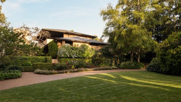 A Hopetoun Rd, Toorak, address listed where the price could reach $64m.