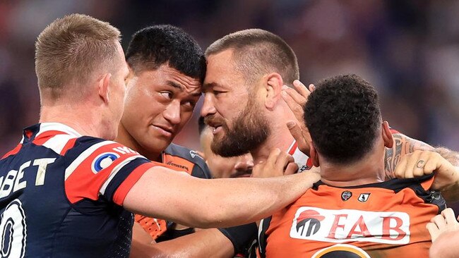 Stefano Utoikamanu and Jared Waerea-Hargreaves clash. Picture: NRL Photos