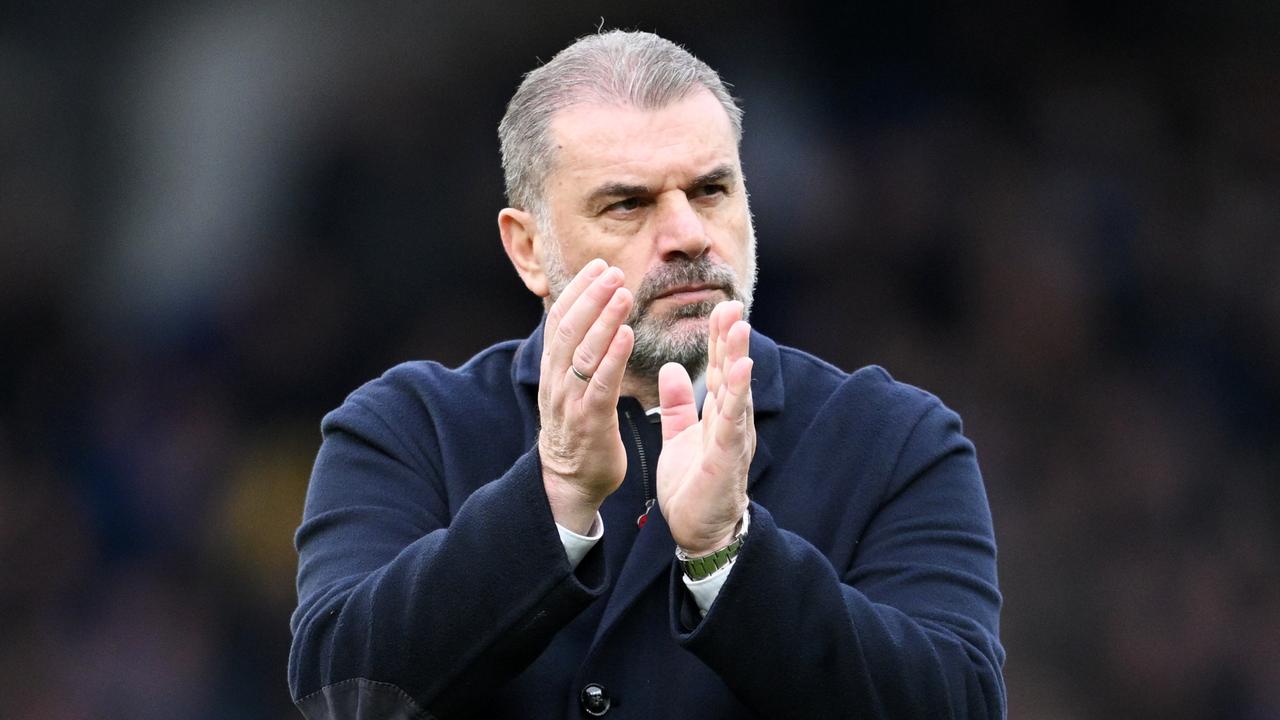 Ange Postecoglou applauds the fans after the draw with Everton. Photo by Michael Regan/Getty Images.