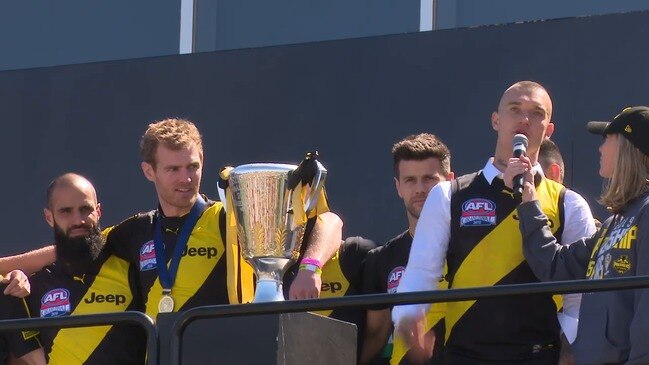 Tigers present the Premiership Cup to Richmond fans at Punt Rd