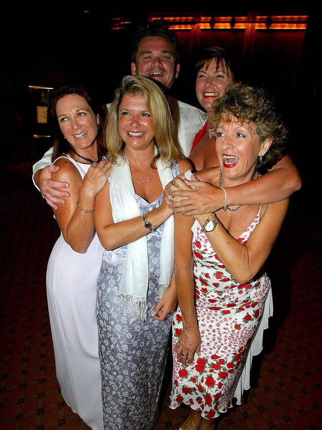 Brisbane /Hilton /Ballroom. picAta/Taefi 31 DEC 2003 - DEE BROWN, MARK VELTMEYER, NAAE-MARIE CASH, JO WARHAM, NICKY JARDINE