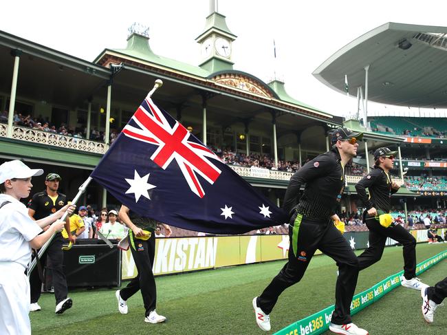 Australia's Steve Smith runs out during the international T20 match between Australia and Pakistan at the SCG. Picture. Phil Hillyard