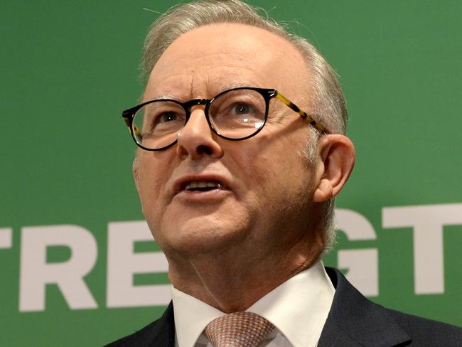 MELBOURNE, AUSTRALIA - NewsWire Photos FEBRUARY 26, 2025: Prime Minister Anthony Albanese hold up a Medicare Card during a press conference at the Urgent Care Clinic at the Goonawarra Medical Centre in Sunbury. Picture: NewsWire / Andrew Henshaw