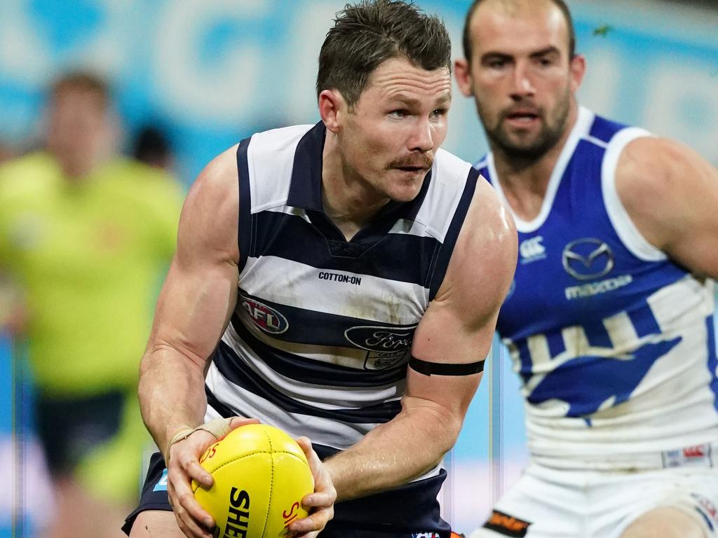 Patrick Dangerfield of the Cats competes for the ball during the Round 21 AFL match between the Geelong Cats and the North Melbourne Kangaroos at GMHBA Stadium in Geelong, Saturday, August 10, 2019. (AAP Image/Scott Barbour) NO ARCHIVING, EDITORIAL USE ONLY