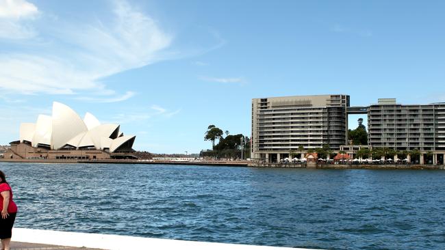 Noise complaints have been raised by occupants of the Bennelong One building at Circular Quay.