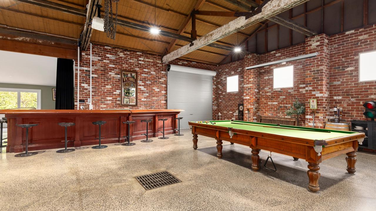 The bar, pool table and mirror in the shed are available to buy in addition to the property, if a buyer is interested.