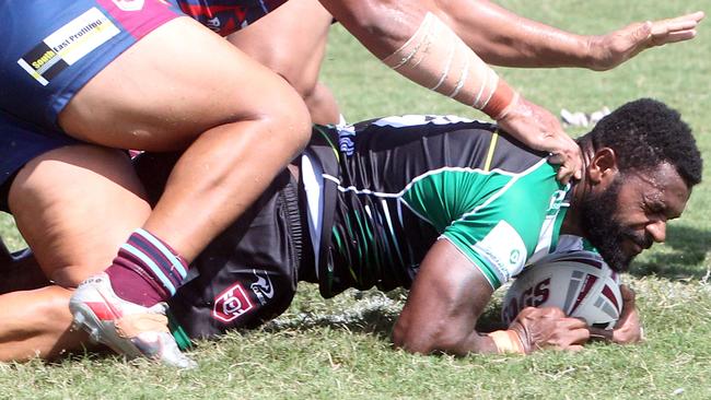 Benjamin Kelly scores for Helensvale Hornets. Picture: Richard Gosling