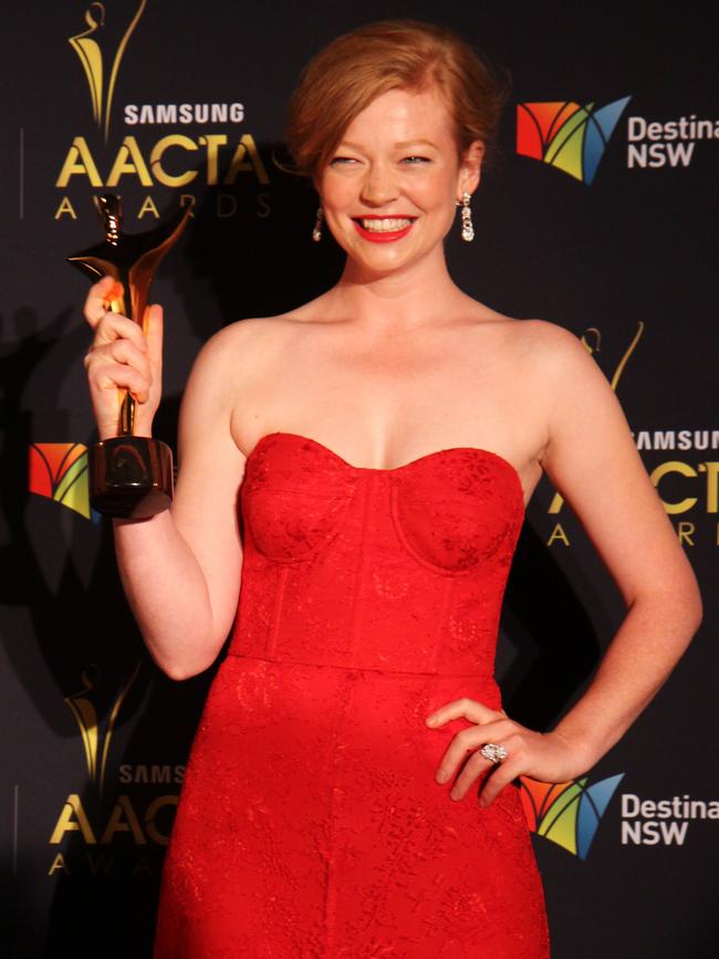 Snook picked up the award for Best Lead Actress for her role in Sisters of War at the AACTA Awards in Sydney in 2012. Photo: AAP Image/April Fonti.