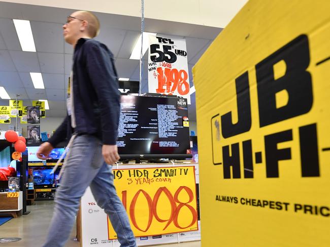 ‘New challenge’: JB Hi-Fi CEO quits