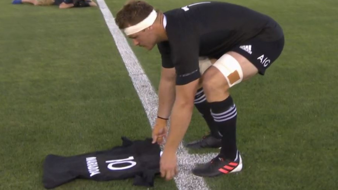 Sam Cane lays down the No. 10 All Blacks jersey.