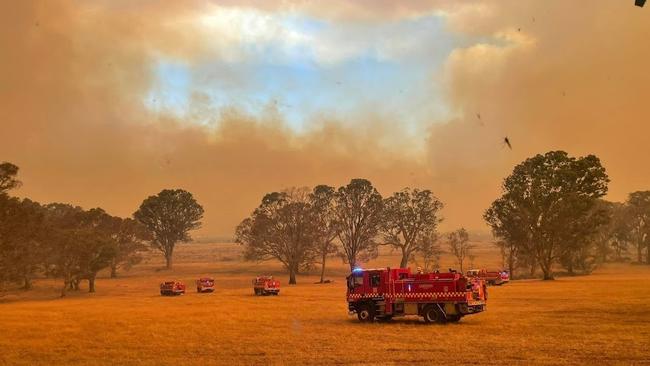 The bushfire burning in the Grampians. Picture: Hamilton Fire Brigade