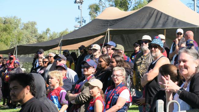 Fans flocked to see the Melbourne Demons train on Saturday in Alice Springs.