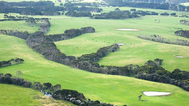 'Scheelite' property at Grassy, King Island. (Meares and Associates, Sydney).