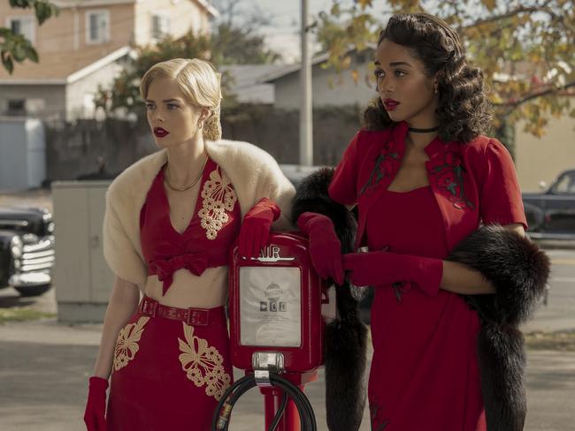 Samara Weaving and Laura Harrier in a scene from Hollywood.