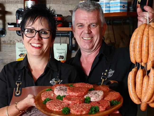 Edge Hill Butchery has won 4 awards at the Australian Meat Council's Regional Sausage King competition for Far North Queensland. Edge Hill Butchery co owners Julie and Rod Leaver show off some of the sausages, and beef burger patties, that won them the awards.