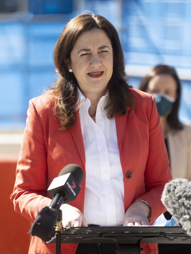 Annastacia Palaszczuk speaks to the media. NCA NewsWire / Sarah Marshall