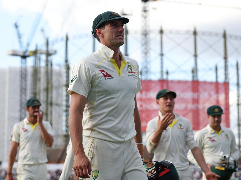 Tough day leaves Aussies needing an Ashes miracle