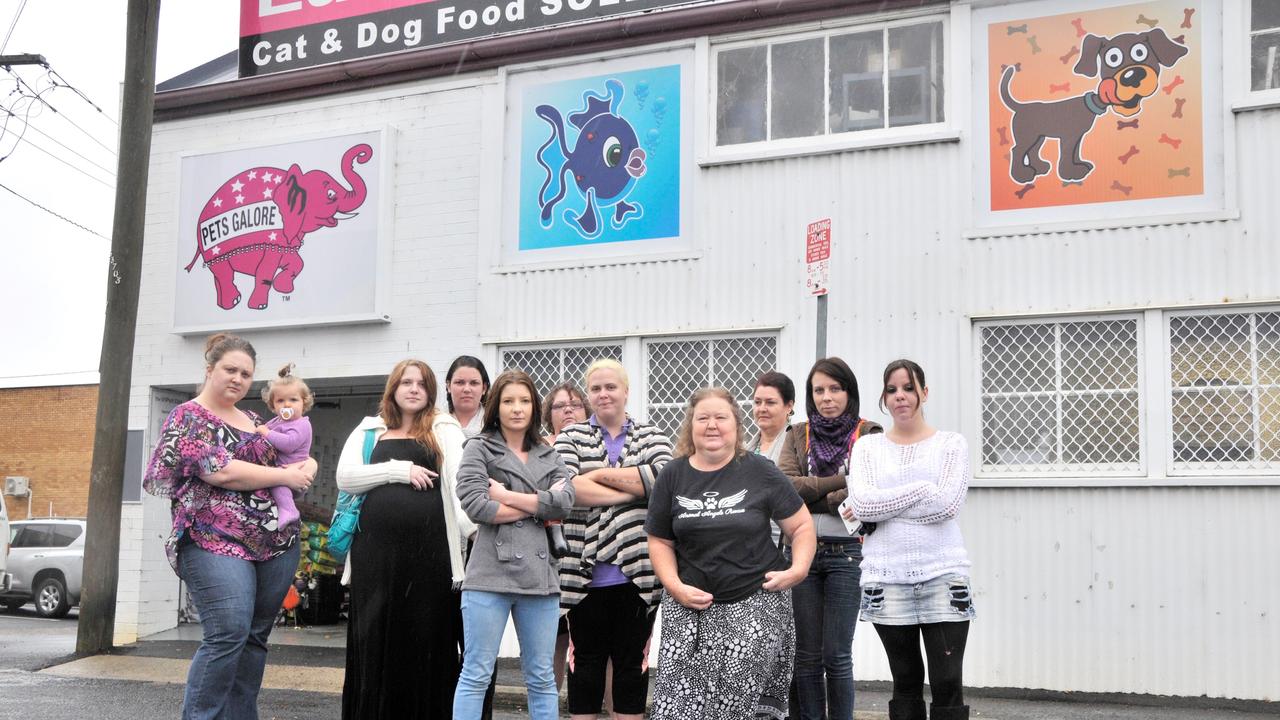 Protesters picket Pets Galore in Toowoomba, calling for the pet shop to be shut down on Wednesday, March 27. (from left) Greta Smith with daughter Verity, Bethany Murdoch, Julie Mears, Ashleigh Smith, Theresa Holtham, Natasha James, Carol Snell, Louise McGarrigle-Smith, Ildiko Balint and Amanda Holtham. Photo Chris Calcino / The Chronicle