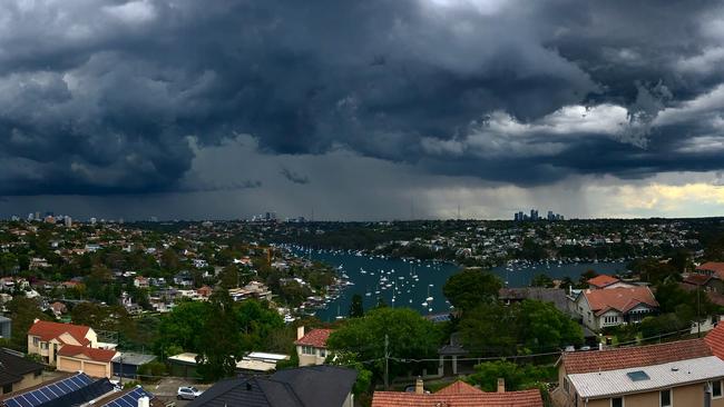 A massive storm front moves over Sydney. Picture: Ian H Gilchrist