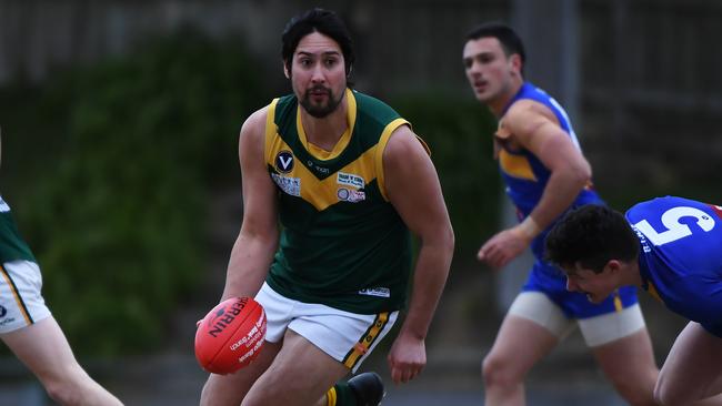 Jesse Howell in action for Eltham Collegians in the VAFA last year.