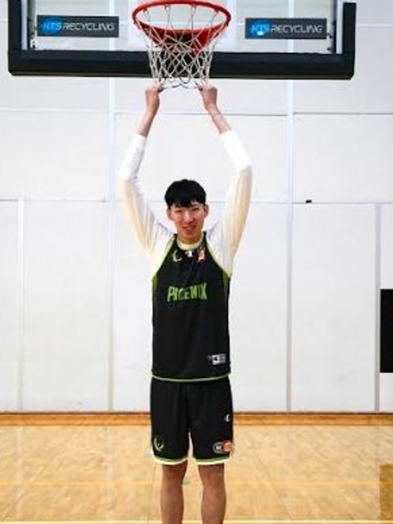 Zhou Qi has hit the practice courts