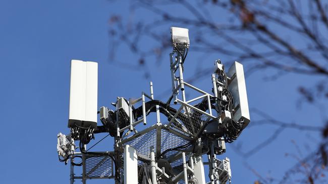 Telstra and Optus customers are being urged to upgrade their tech ahead of the 3G shut off. NewsWire / David Mariuz